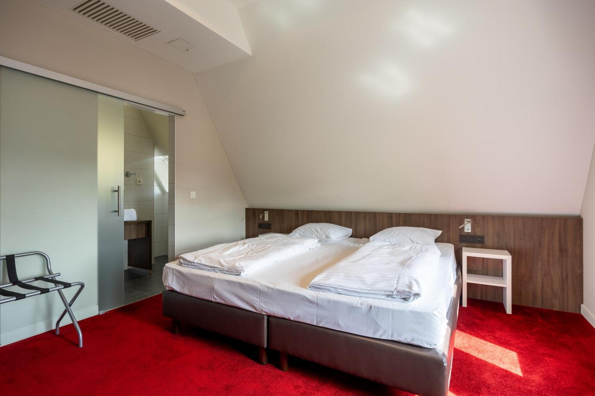 Hotel De Boskar Pelt Экстерьер фото